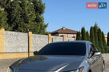 Седан Lexus ES 2020 в Киеве