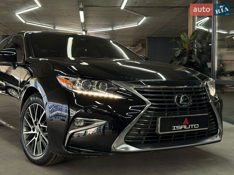 Седан Lexus ES 2018 в Одессе
