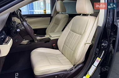 Седан Lexus ES 2018 в Одессе