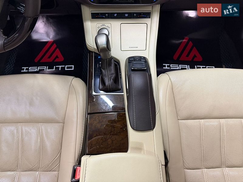 Седан Lexus ES 2018 в Одессе