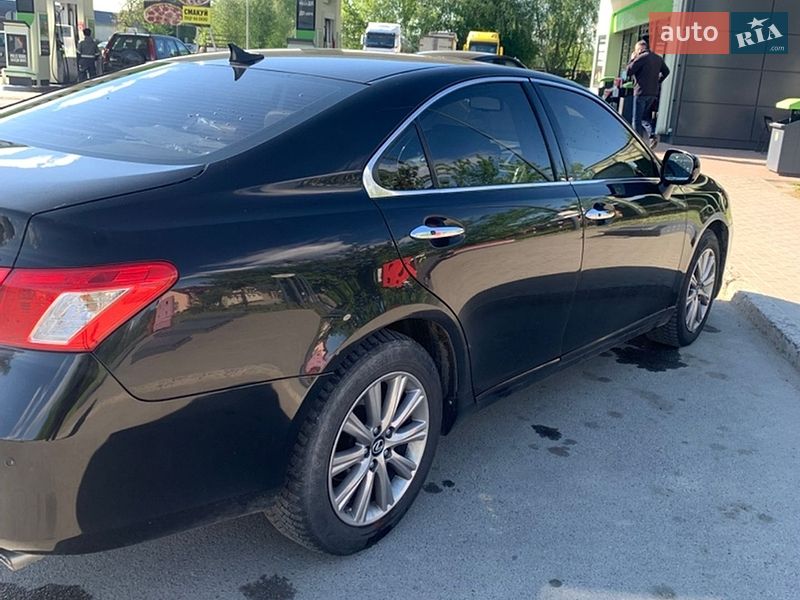 Седан Lexus ES 2007 в Мостиске