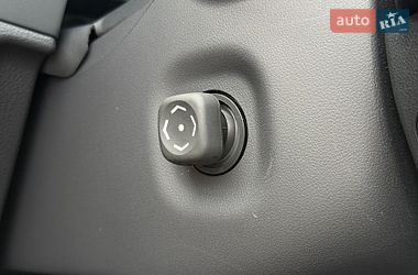 Седан Lexus ES 2023 в Киеве