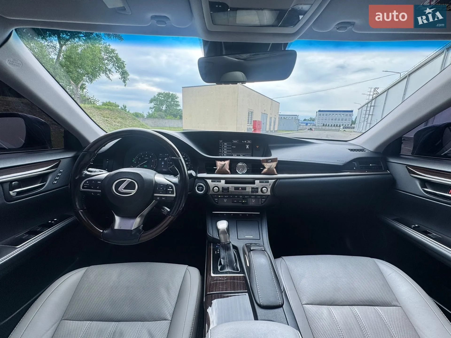 2015 Lexus ES - мініатюра 19