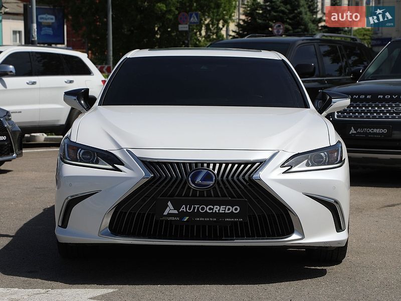 Седан Lexus ES 2021 в Харькове