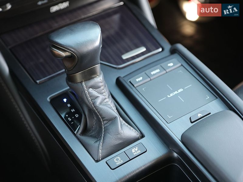 Седан Lexus ES 2021 в Харькове