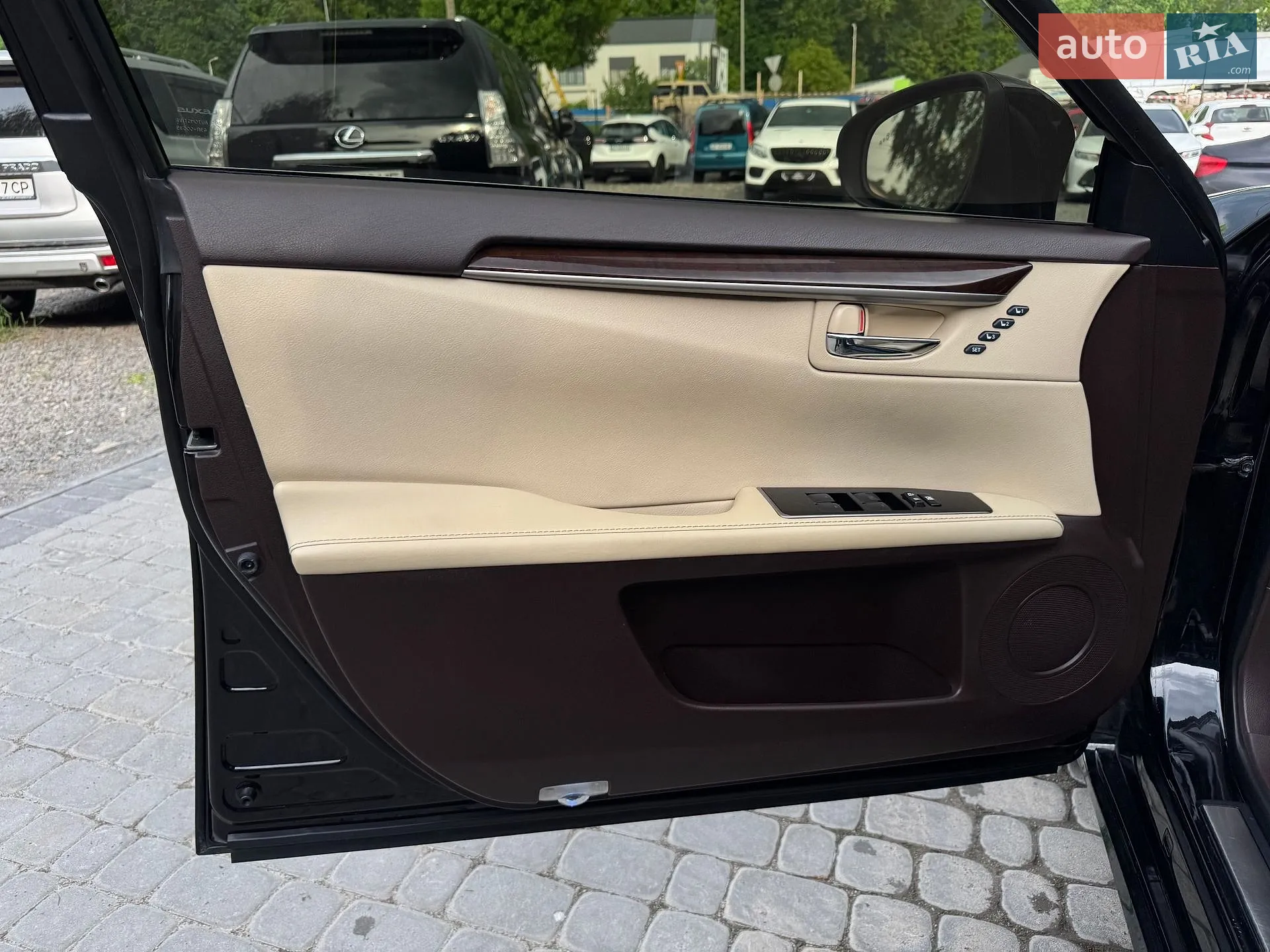 2016 Lexus ES - мініатюра 23