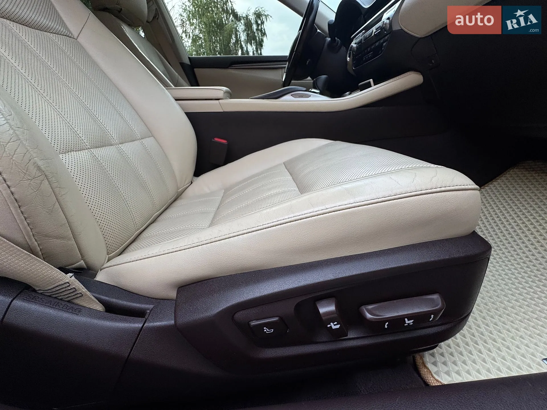 2016 Lexus ES - мініатюра 34