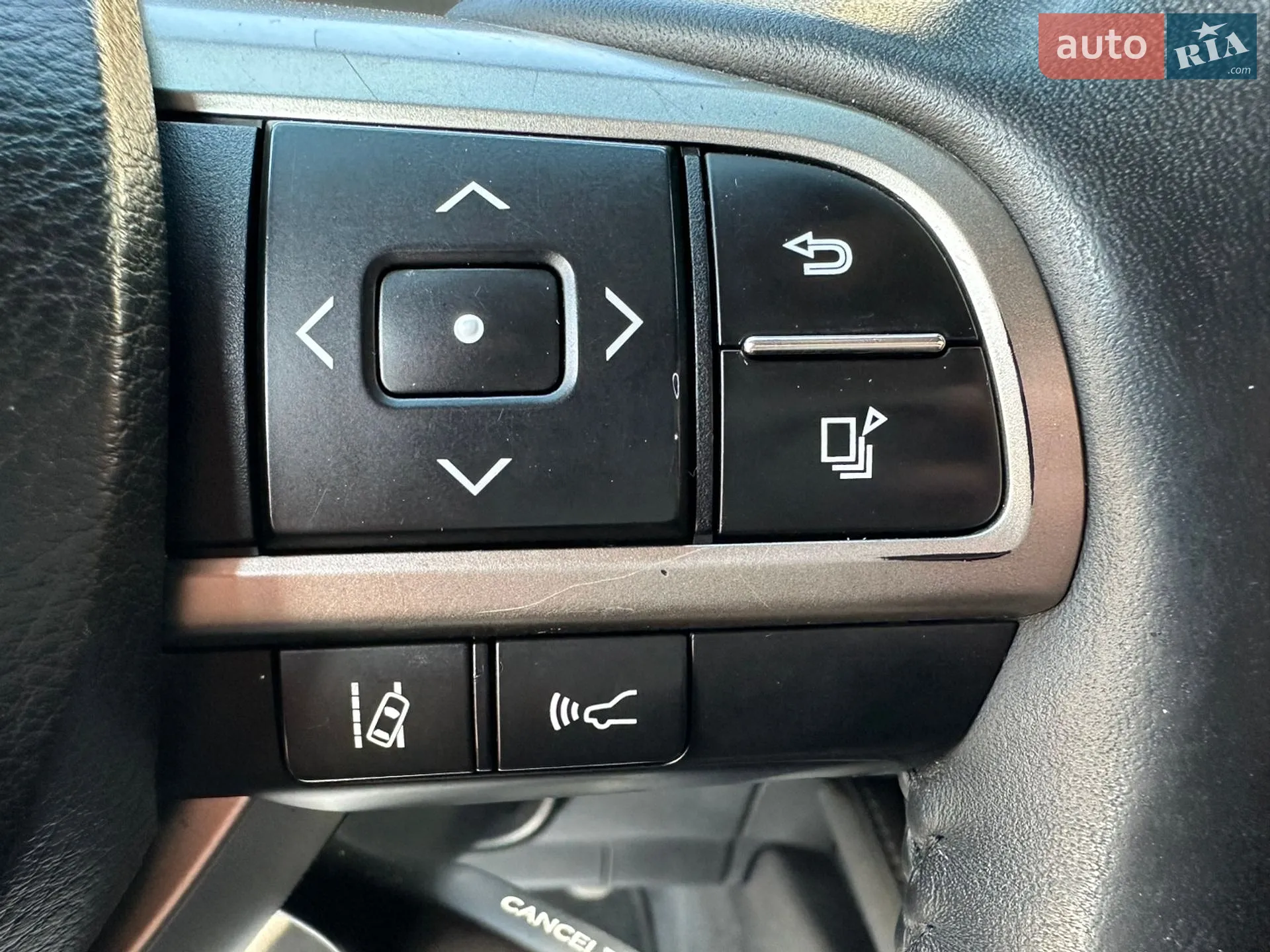 2015 Lexus ES - мініатюра 24