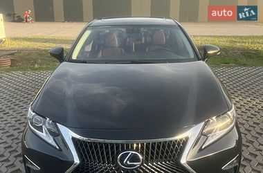 Седан Lexus ES 2017 в Хмельницком
