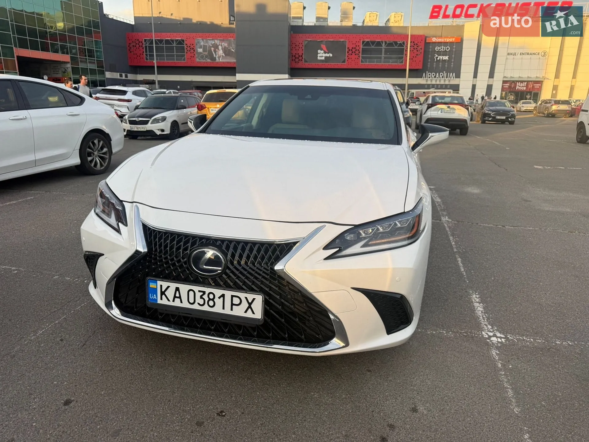 2021 Lexus ES - мініатюра 4