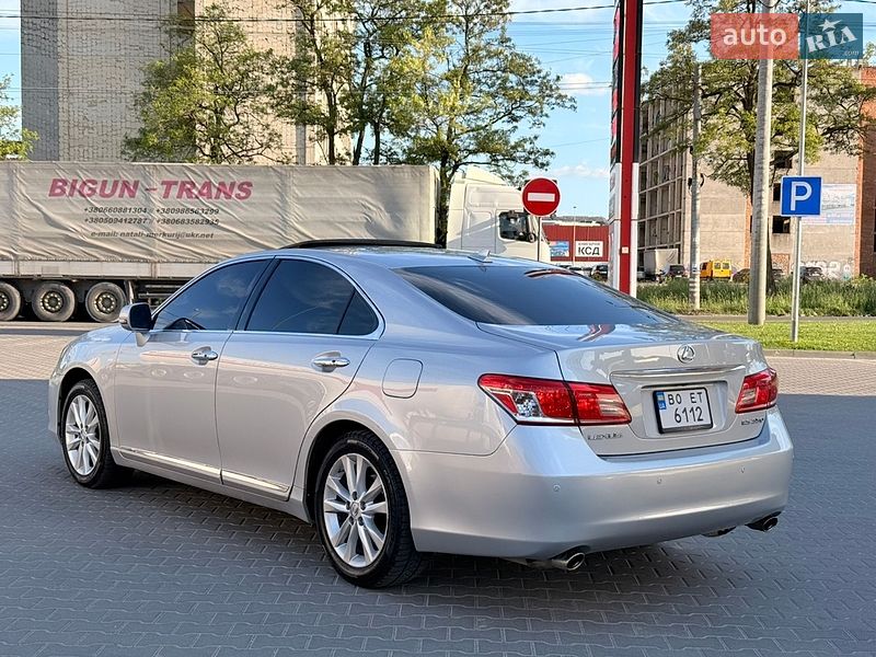 Седан Lexus ES 2009 в Тернополі