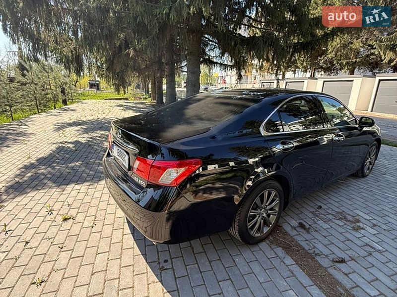 Седан Lexus ES 2008 в Виннице