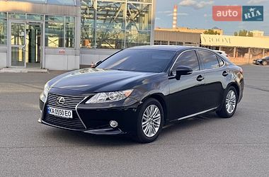 Седан Lexus ES 2012 в Києві