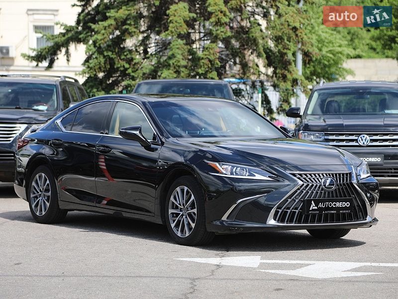 Седан Lexus ES 2022 в Харкові