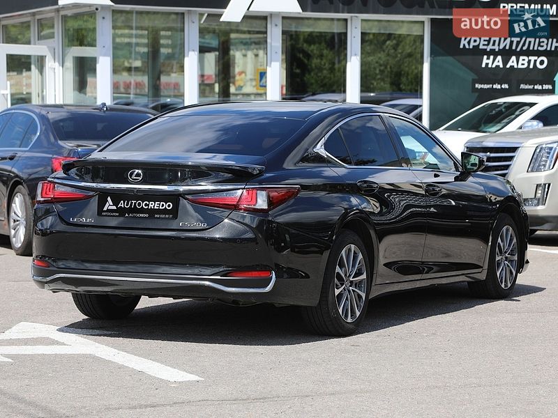 Седан Lexus ES 2022 в Харкові