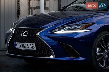 Седан Lexus ES 2022 в Одесі