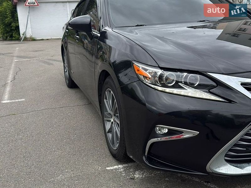 Седан Lexus ES 2016 в Києві фото 5 Седан Lexus ES 2016 в Києві