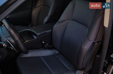 Седан Lexus ES 2024 в Одессе