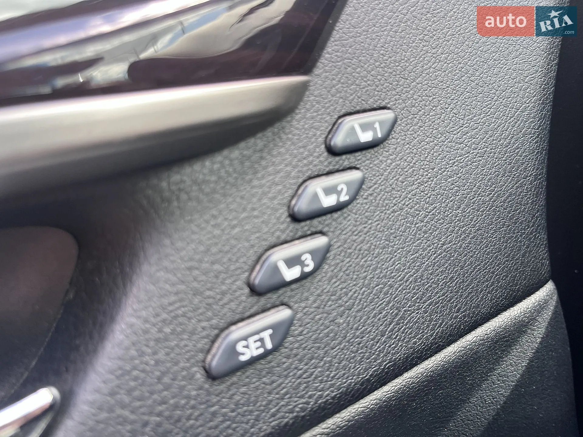 2018 Lexus ES - мініатюра 16