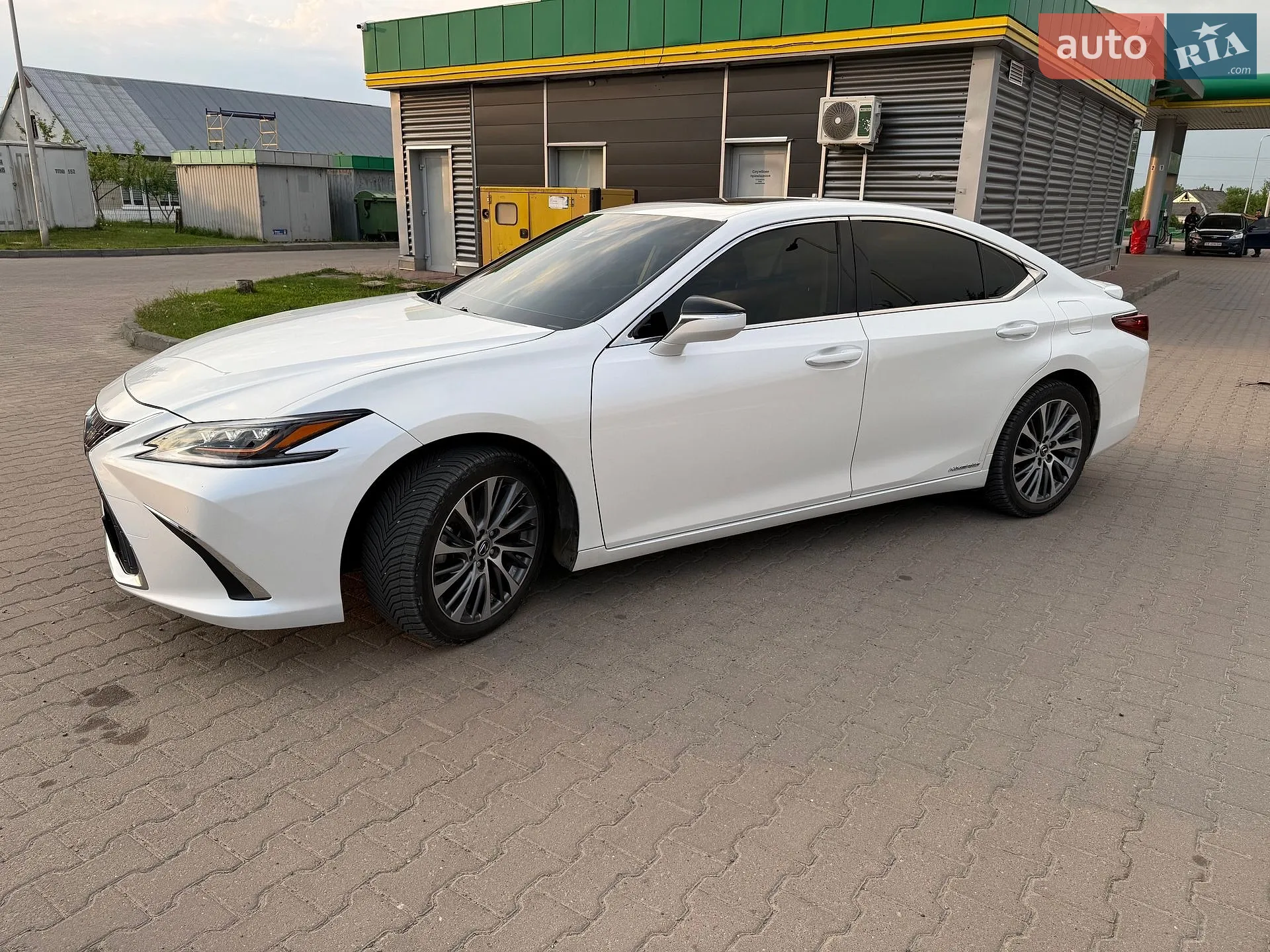 2019 Lexus ES - мініатюра 6