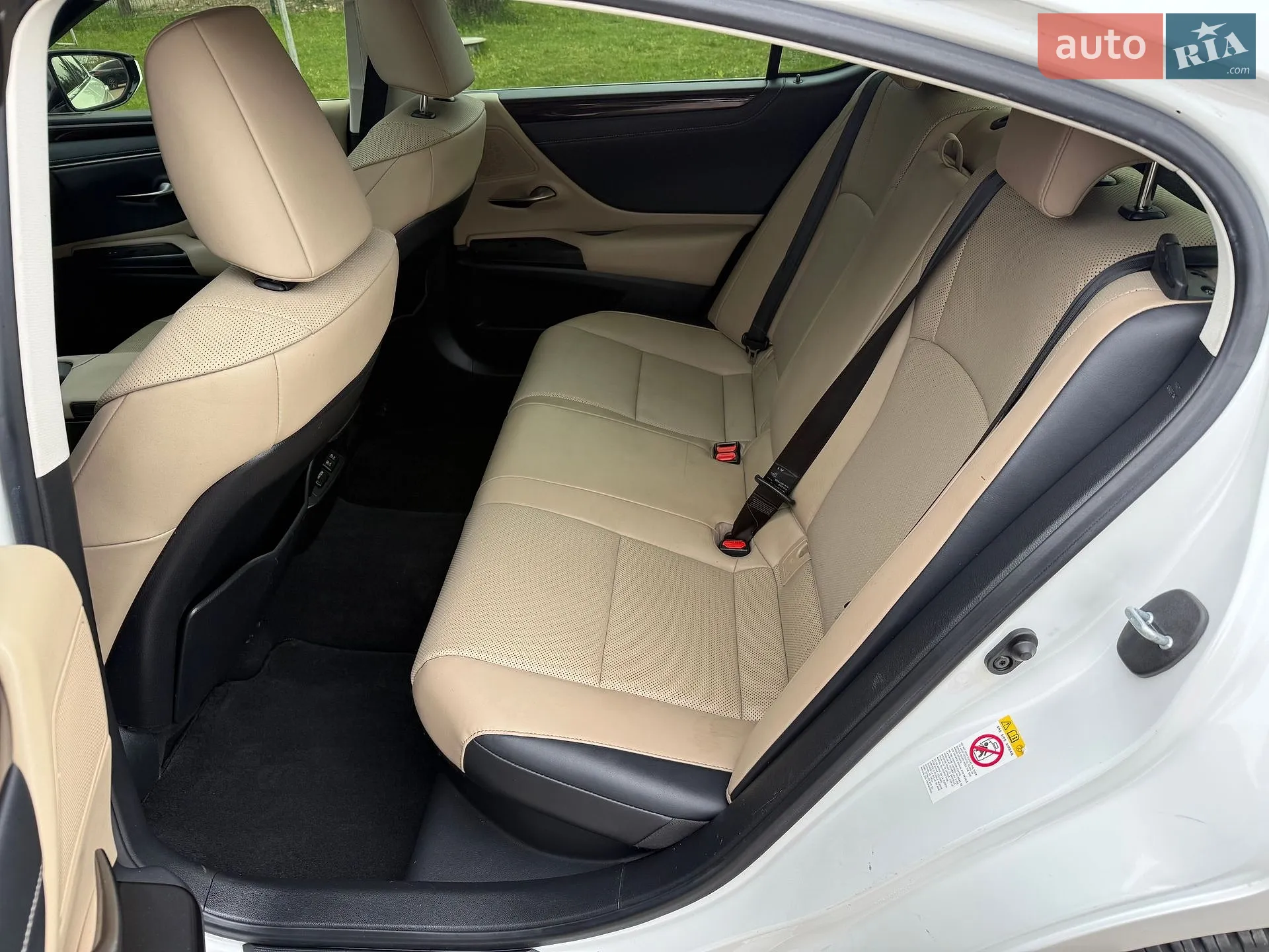 2019 Lexus ES - мініатюра 29