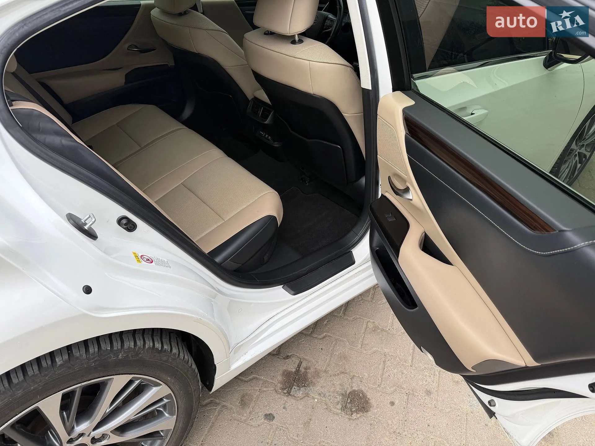 2019 Lexus ES - мініатюра 37