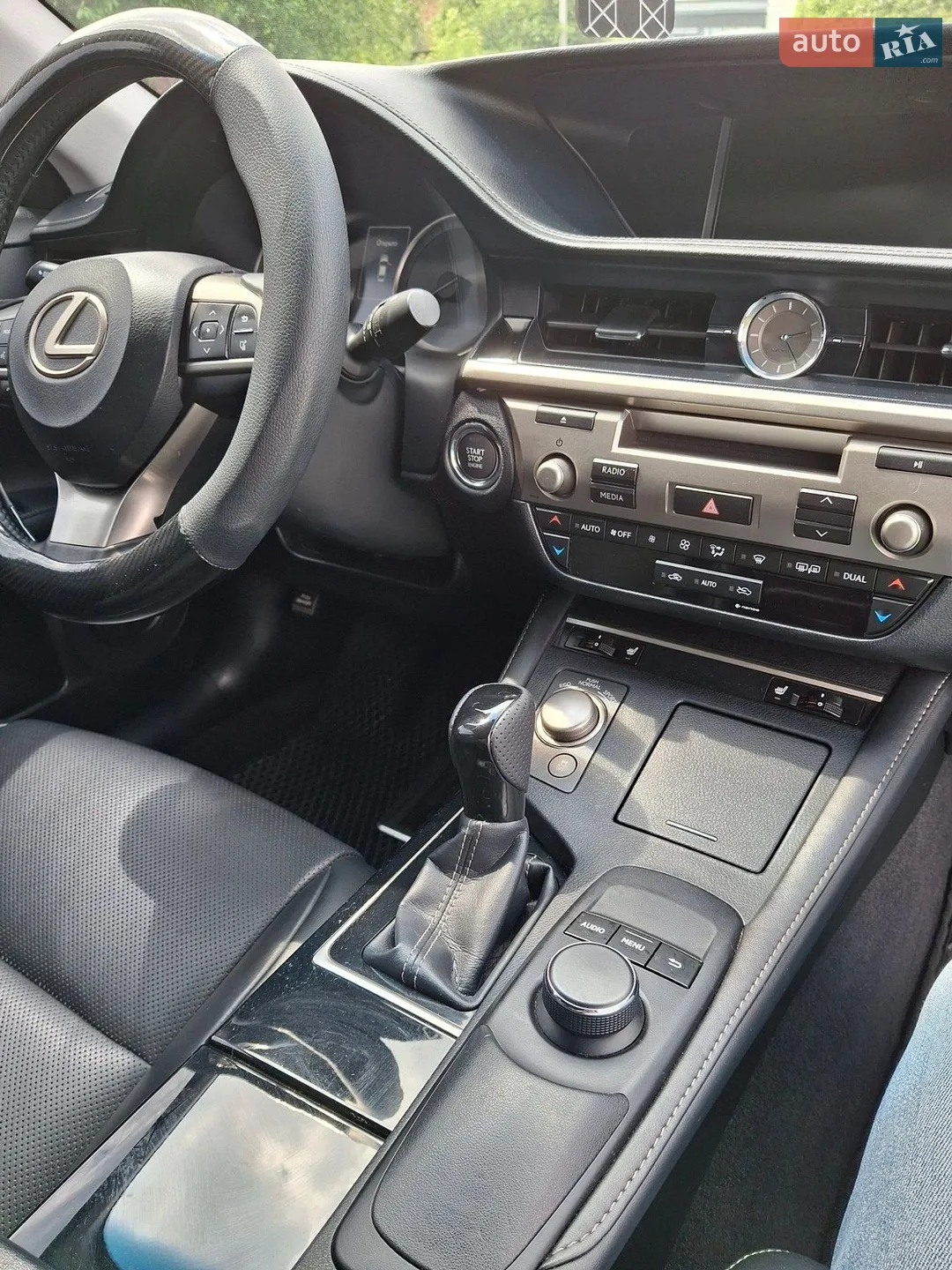 2017 Lexus ES - мініатюра 11