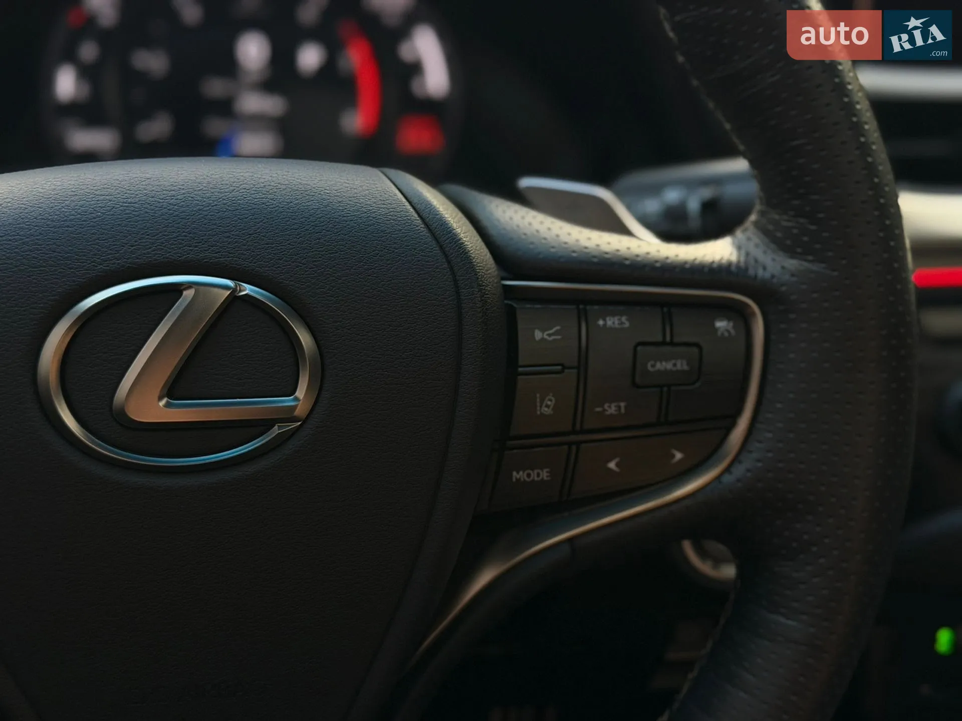 2019 Lexus ES - мініатюра 18