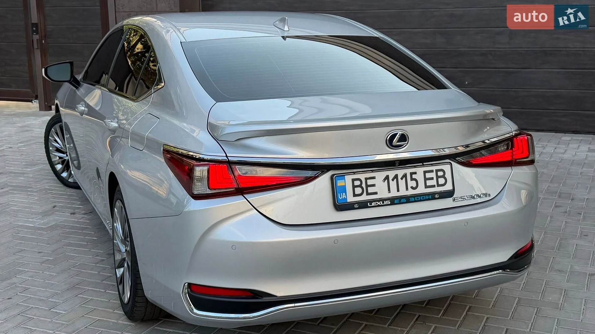 2019 Lexus ES - мініатюра 8