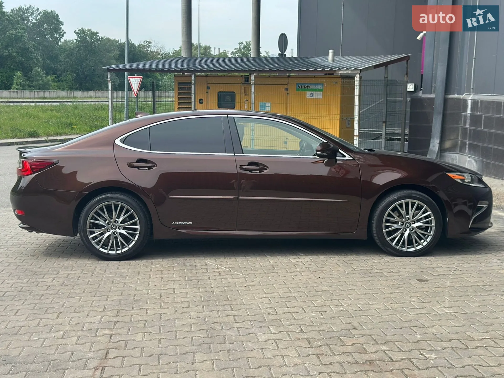 2016 Lexus ES - мініатюра 8