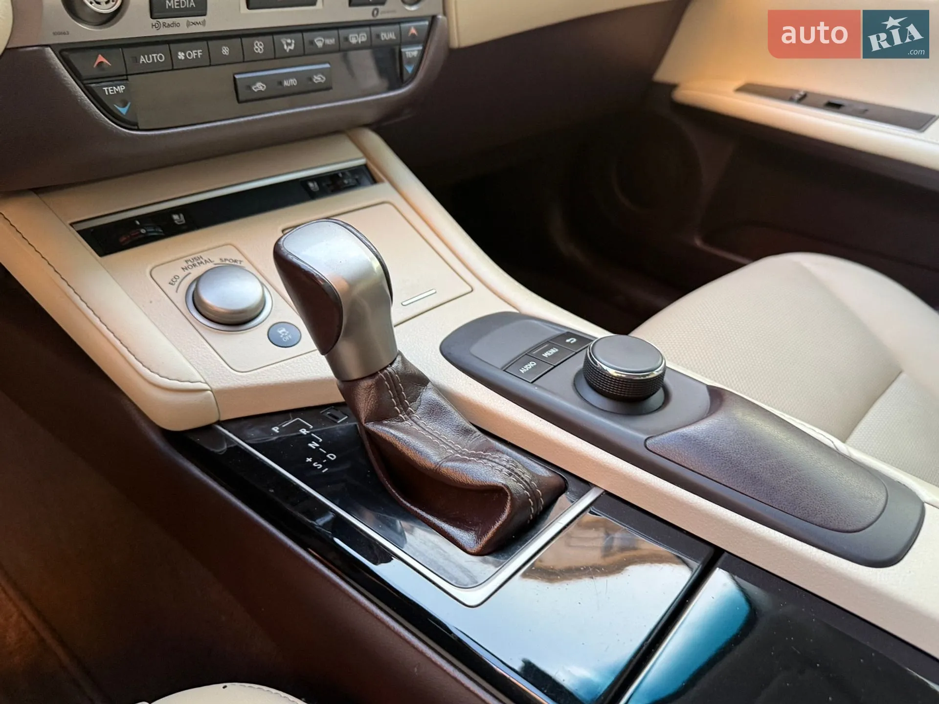 2017 Lexus ES - мініатюра 45