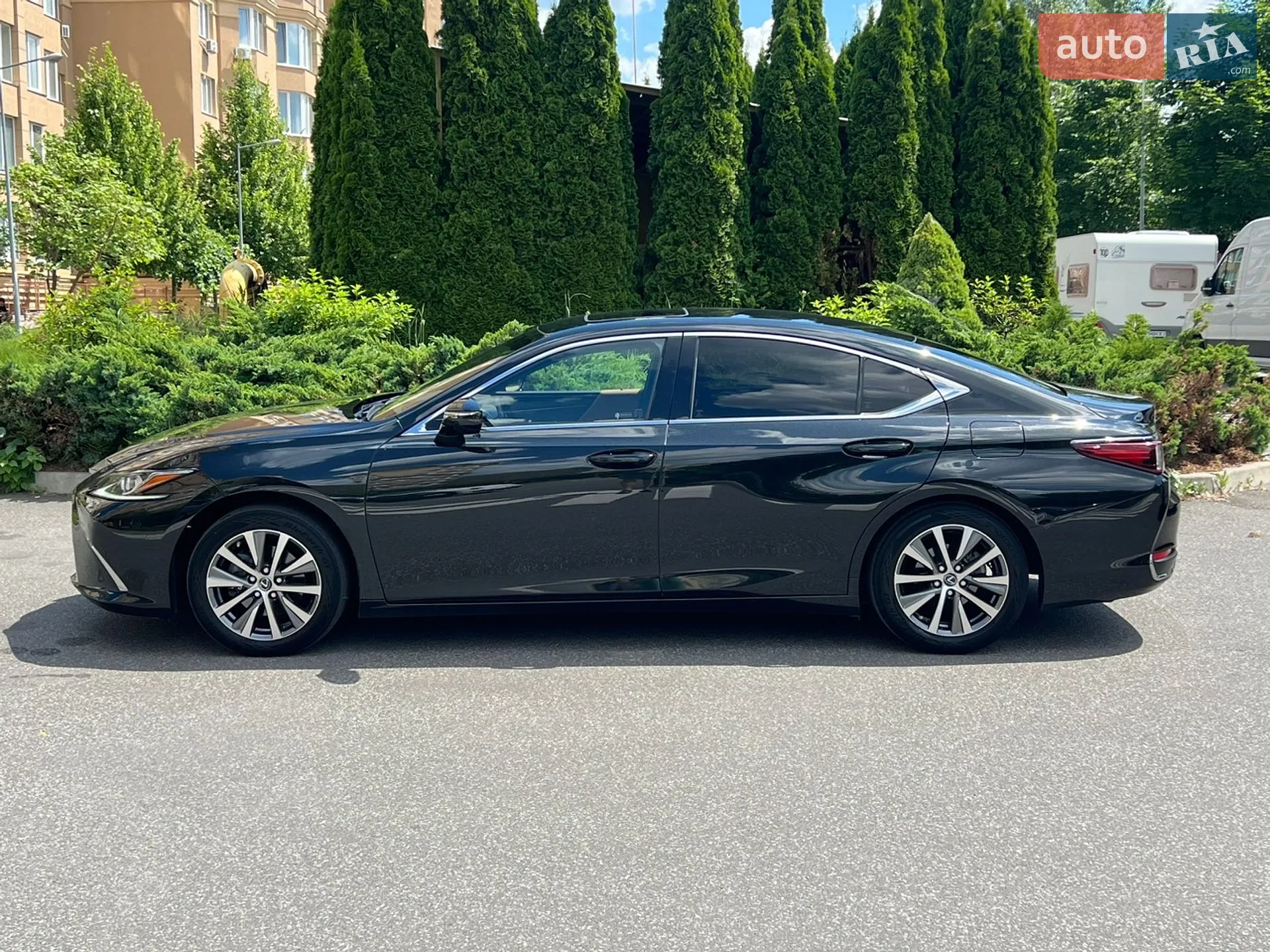 2019 Lexus ES - мініатюра 2
