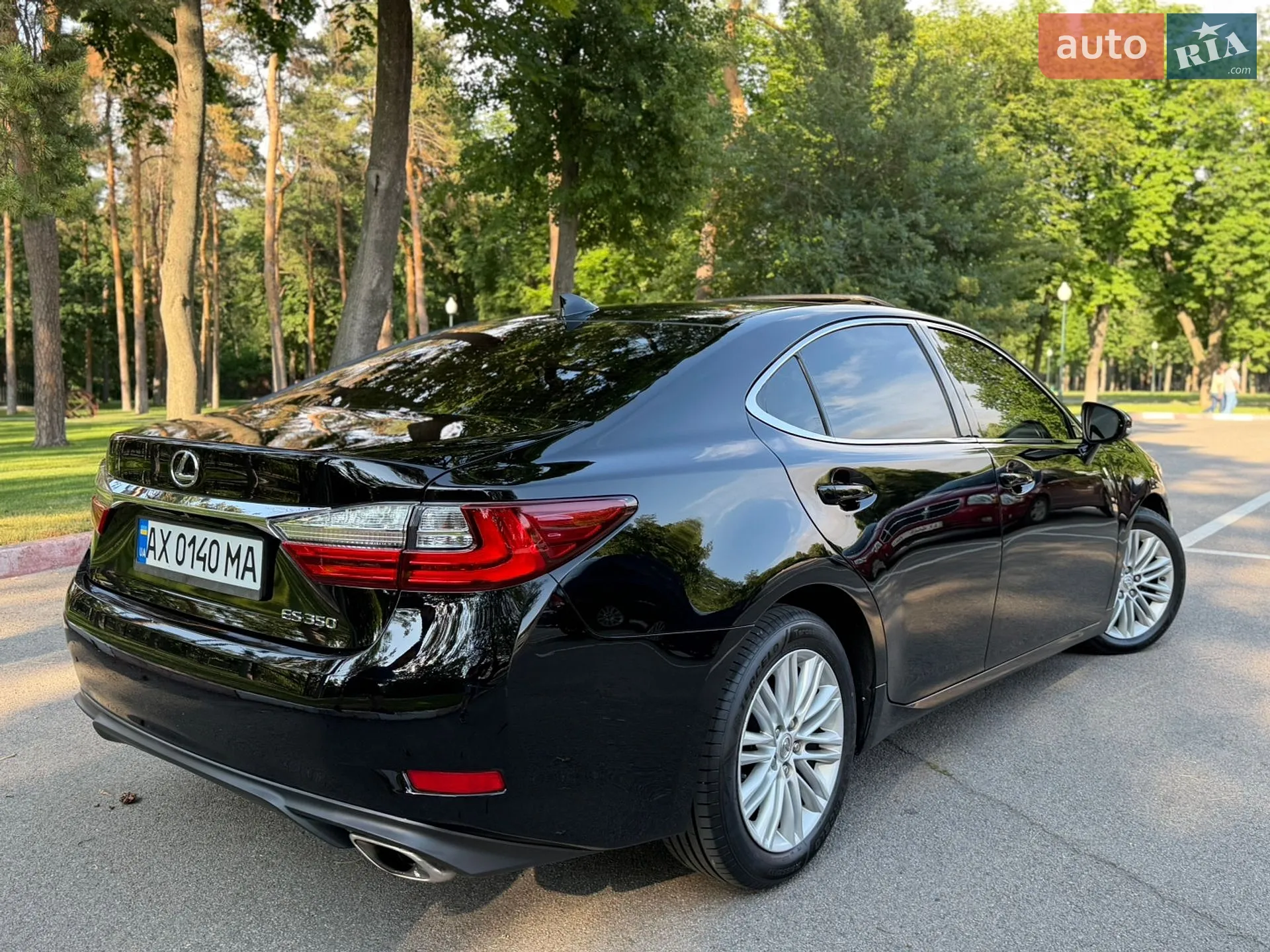 2016 Lexus ES - мініатюра 16