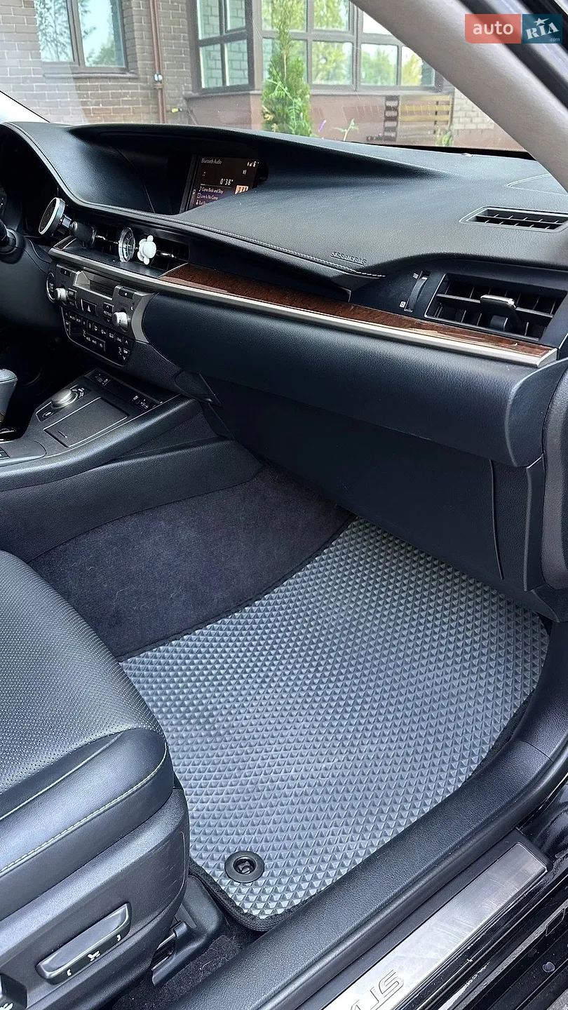 2015 Lexus ES - мініатюра 31