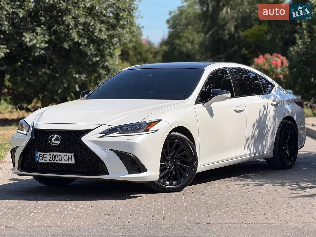 2019 Lexus ES - мініатюра 17