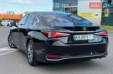 Седан Lexus ES 2019 в Києві