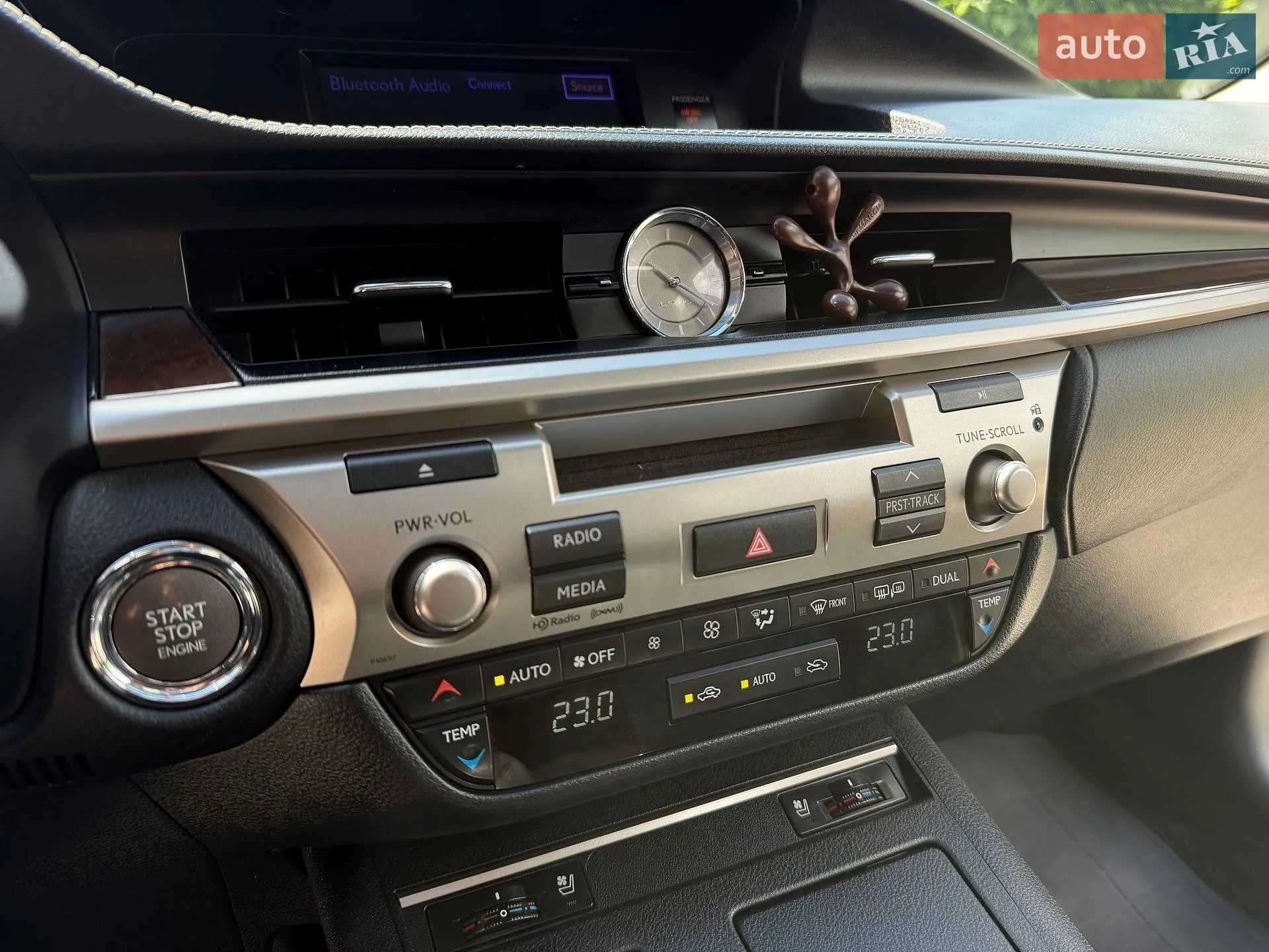 2014 Lexus ES - мініатюра 29