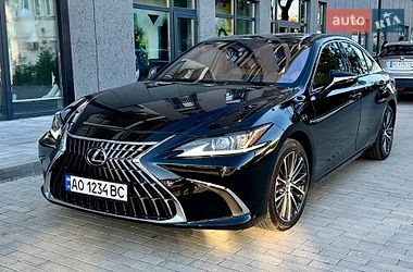lexus es 2024 в Ужгород от профессионального продавца Андрюха