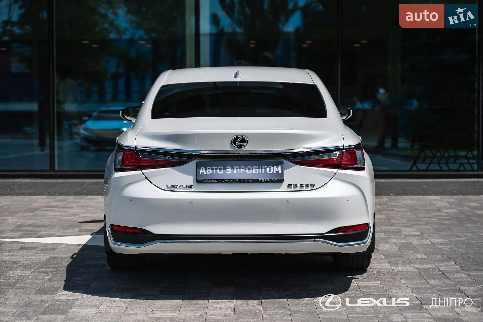 2021 Lexus ES - мініатюра 8