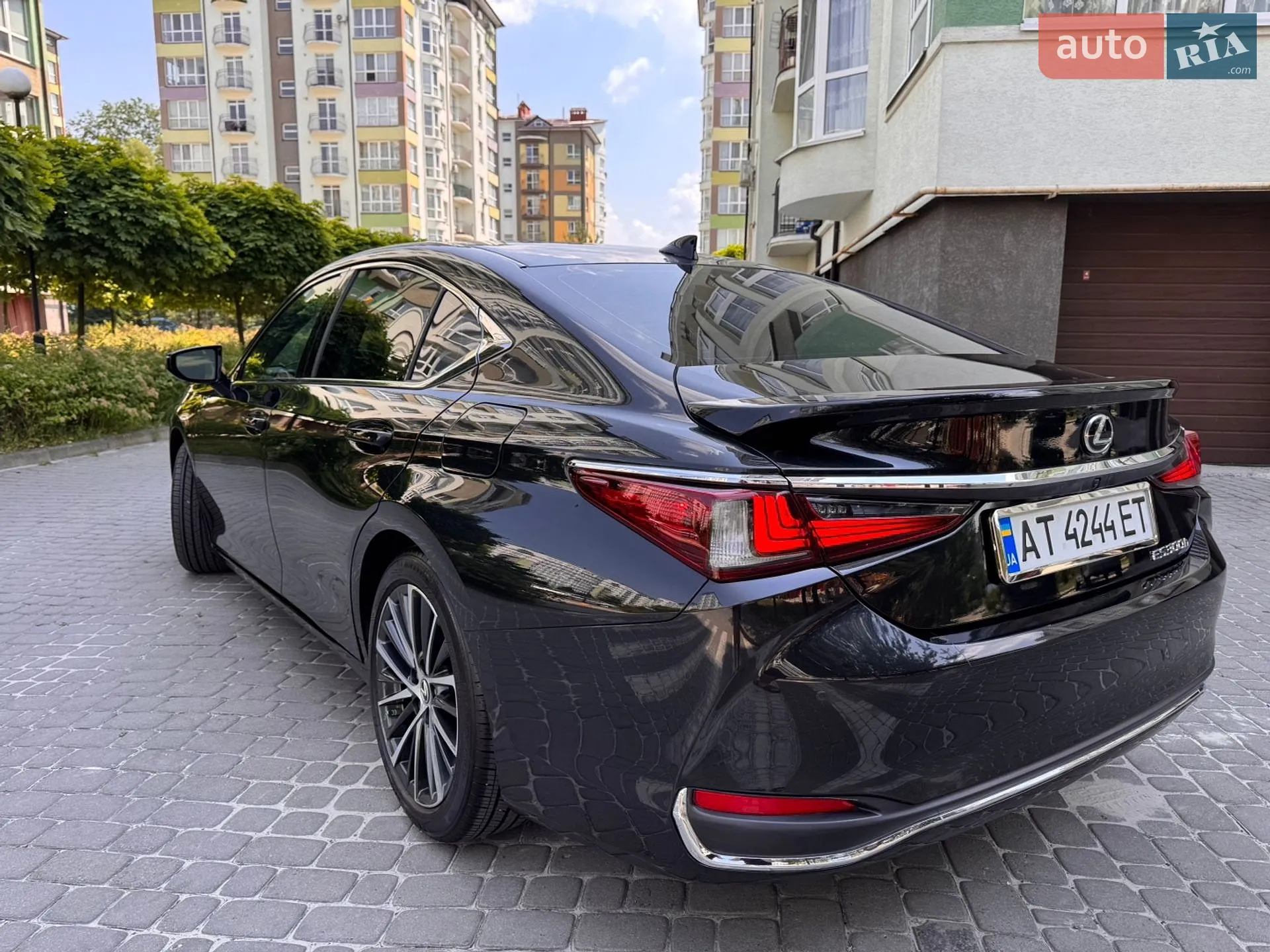 2025 Lexus ES - мініатюра 8