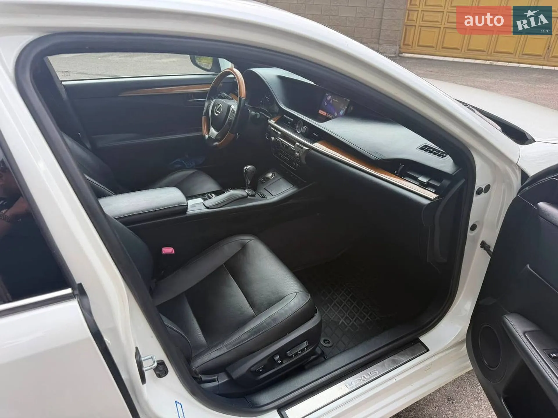 2015 Lexus ES - мініатюра 10