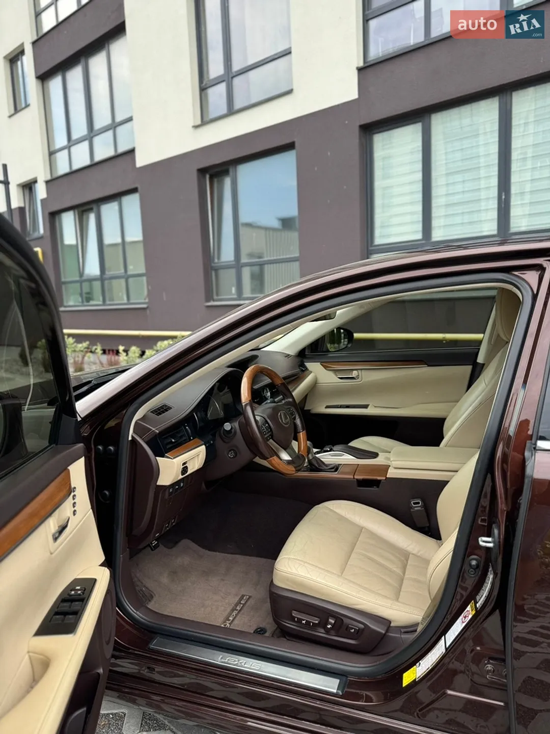 2015 Lexus ES - мініатюра 40