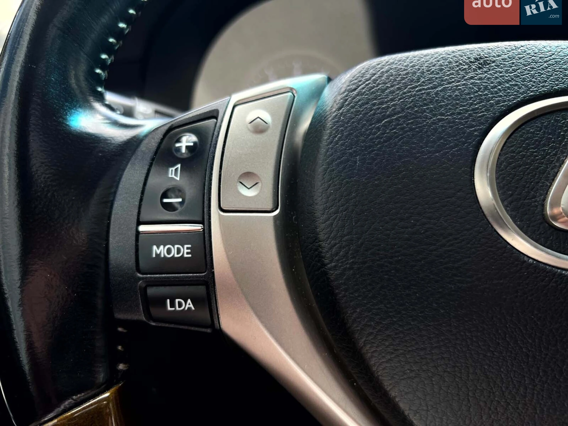 2015 Lexus ES - мініатюра 14