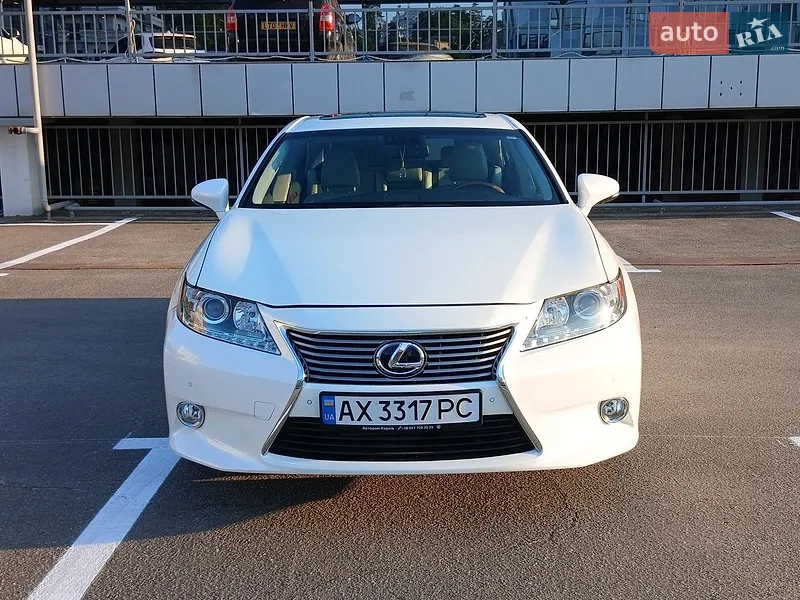 Lexus ES 2013