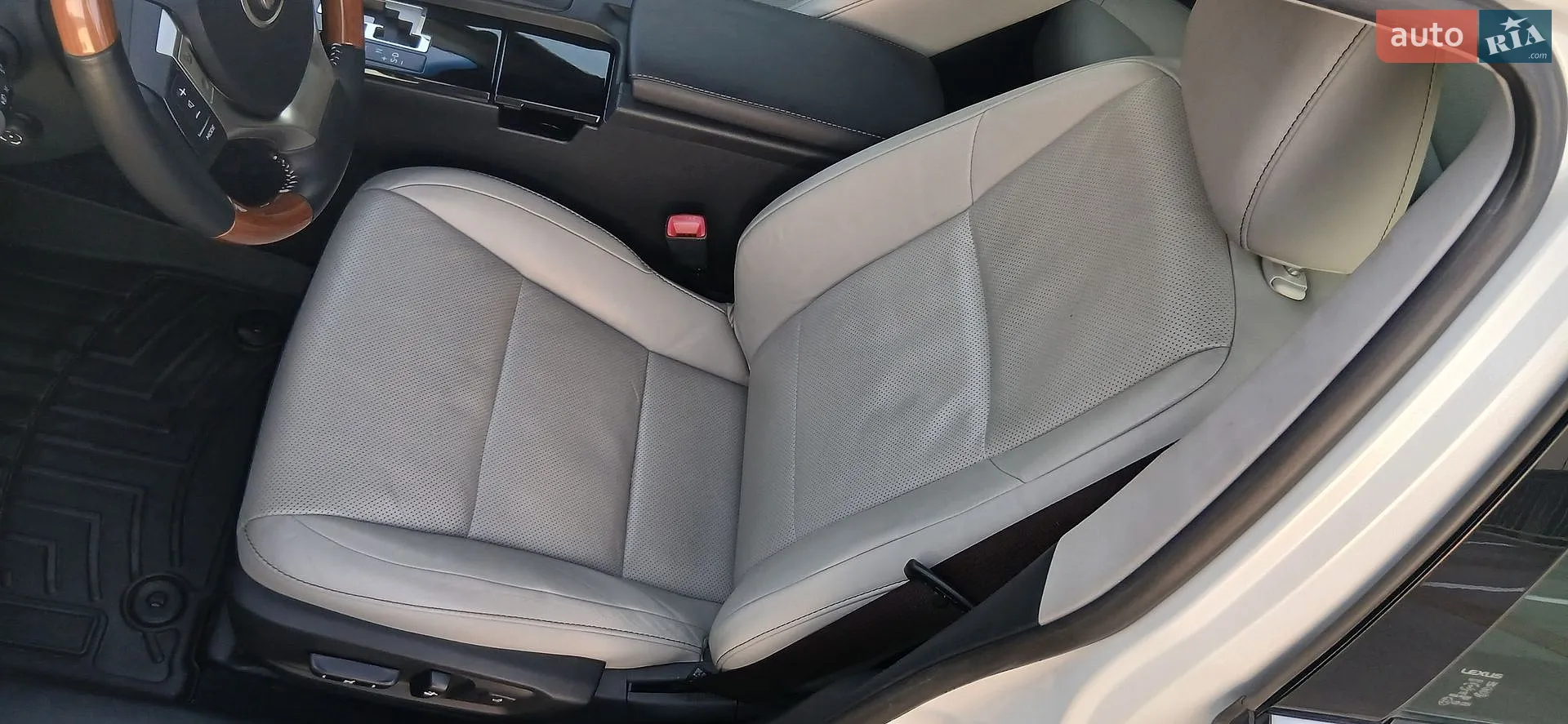 2013 Lexus ES - мініатюра 16