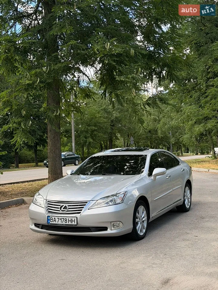 2011 Lexus ES - мініатюра 29
