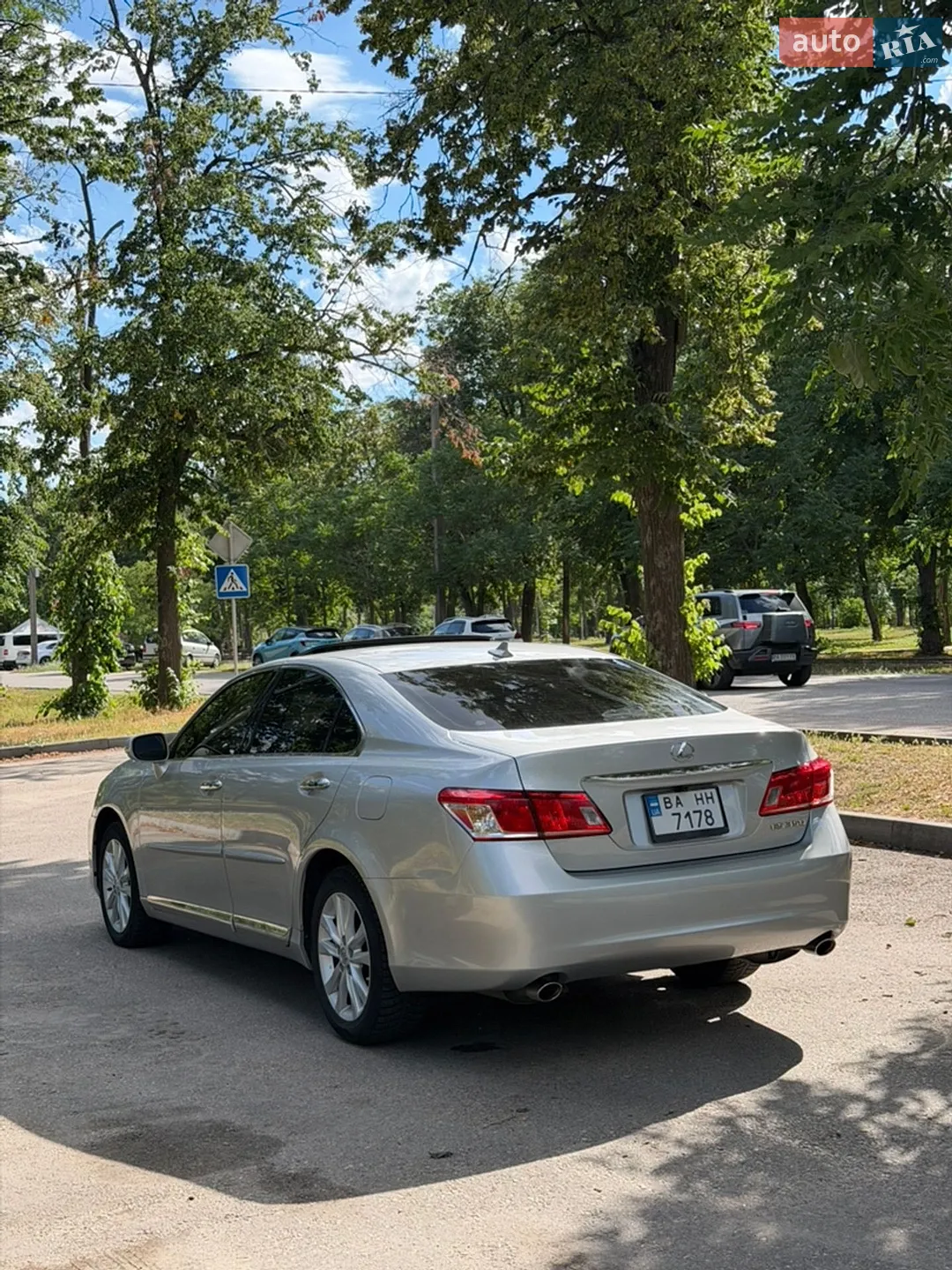 2011 Lexus ES - мініатюра 4