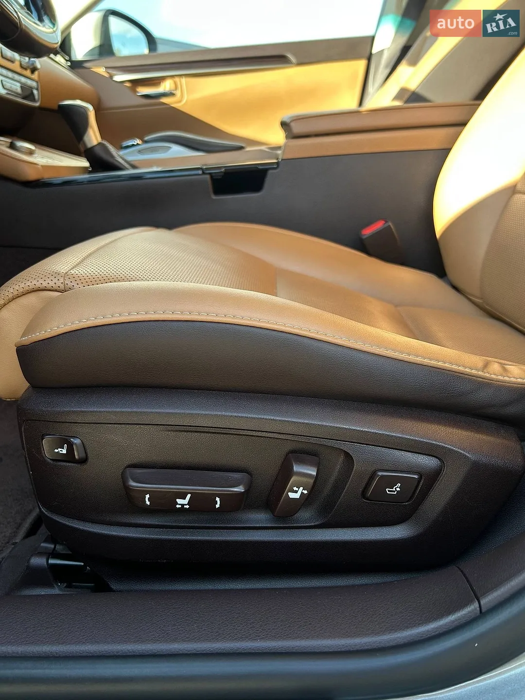 2016 Lexus ES - мініатюра 25