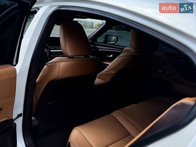 Седан Lexus ES 2021 в Одессе фото 23 Седан Lexus ES 2021 в Одессе