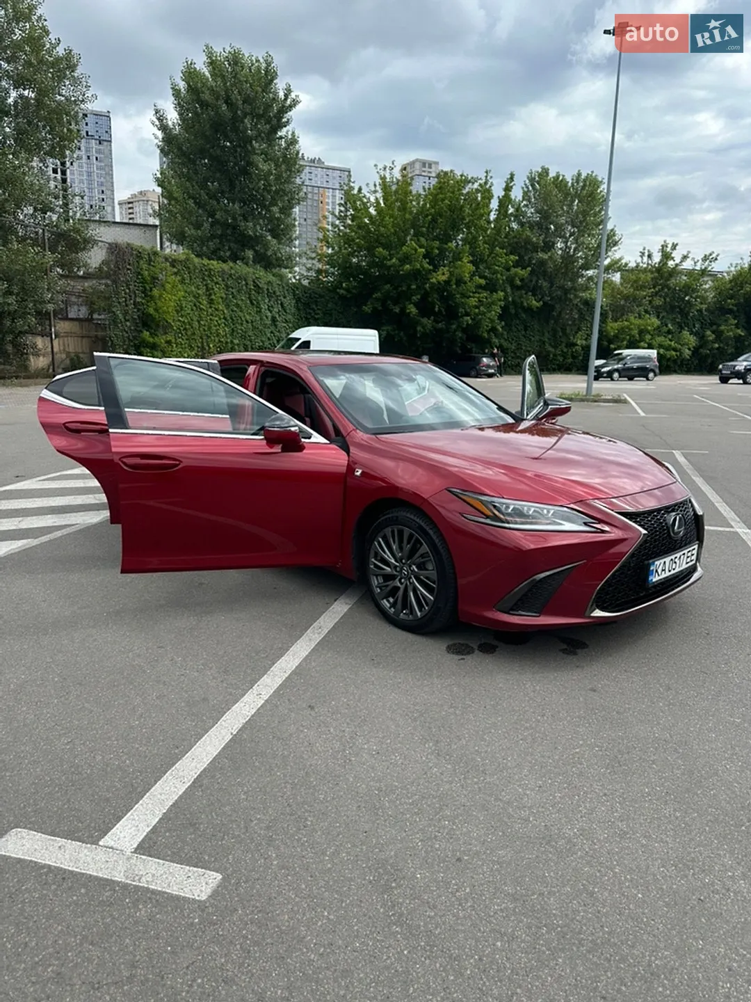 2019 Lexus ES - мініатюра 10